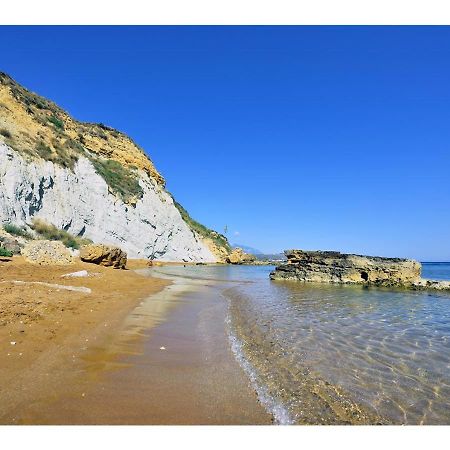 Apollonides Seafront Villa1 Aoede Lixouri Exteriér fotografie