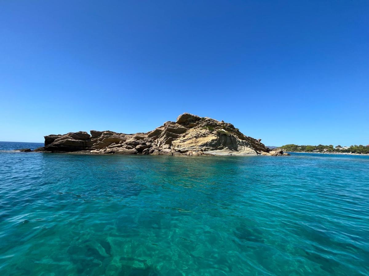 Apollonides Seafront Villa1 Aoede Lixouri Exteriér fotografie